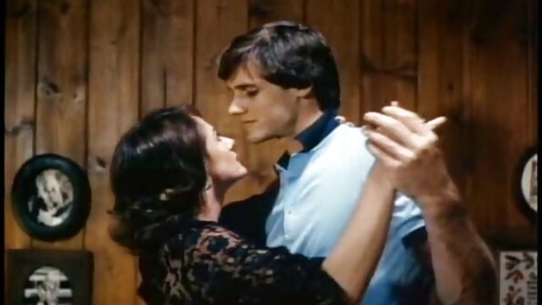 Brittany Andrews wird im Weltraum in den Arsch gefickt