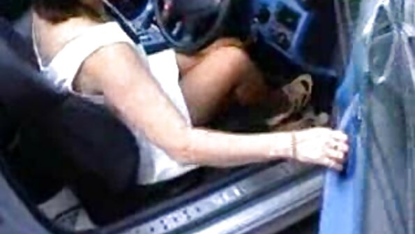 Der schwarze Puma Misty Stone verführt den weißen Handwerker