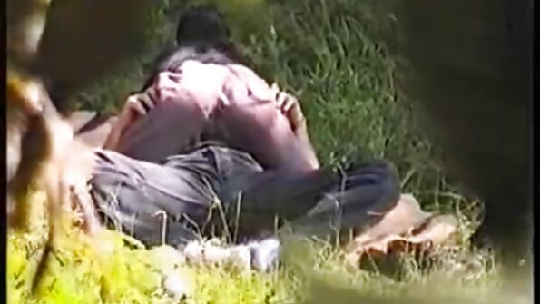 Ashley Graham wird direkt in ihre fleischige Muschi gefickt