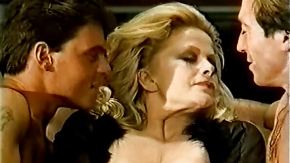 Aruna hat eine unglaubliche Sexsession mit einem Kerl