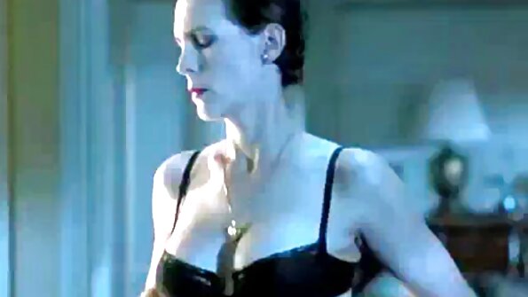 ਨੌਜਵਾਨ ਸੈਕਟਰੀ ਮੇਗਨ ਰੇਨ ਨੇ ਆਪਣੇ ਬੌਸ ਦੁਆਰਾ ਸਪਨੇਕਡ ਕੀਤਾ