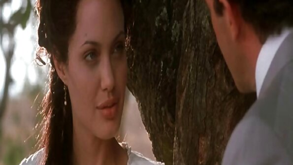 Atemberaubende Hottie Amia Miley fickt ihre versaute Ex