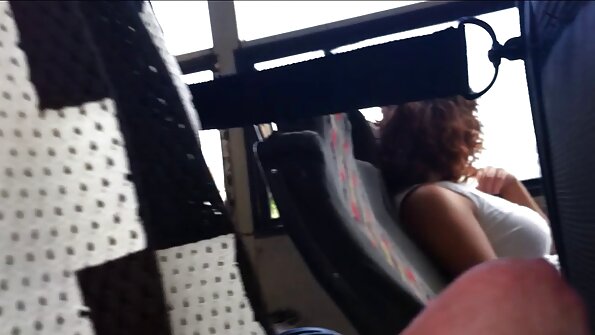 Susy Gala möchte ihre süße Vagina eincremen