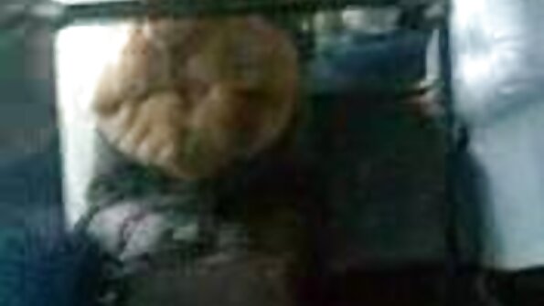 ਵਿੰਨ੍ਹਿਆ MILF ਜੈਸਿਕਾ Jaymes ਕੁਝ ਮਹਾਨ ਕੁੱਕੜ ਪ੍ਰਾਪਤ ਕਰਦਾ ਹੈ