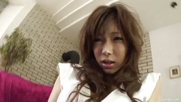 ਵੱਡੇ boobs brunette Abigail Mac ਇੱਕ ਕਾਲਾ ਬੋਨਰ ਚਾਹੁੰਦਾ ਹੈ