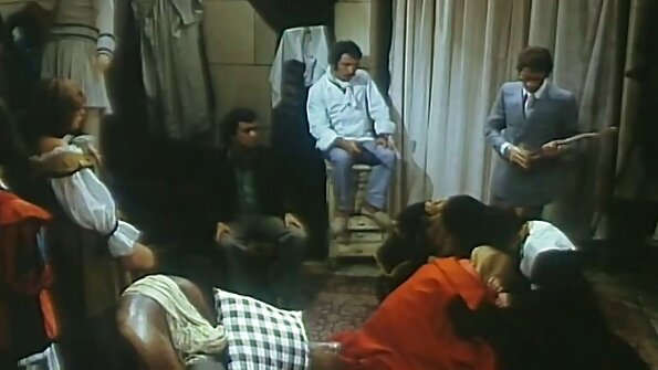 ਲੈਸਬੀਅਨ ਨਿਆਣਿਆਂ ਨੂੰ ਇਕੱਠੇ ਚੱਟਣ ਦਾ ਬਹੁਤ ਮਜ਼ਾ ਹੁੰਦਾ ਹੈ