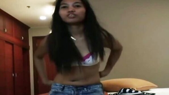 Busty ਅਤੇ curvy ਕਾਲਾ ਕੁੱਕੜ Lisa Tiffian ਚਿੱਟੇ cocks ਨੂੰ ਪਿਆਰ ਕਰਦਾ ਹੈ